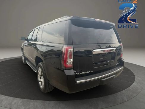 Used 2020 GMC Yukon XL Denali AWD/4WD image 8