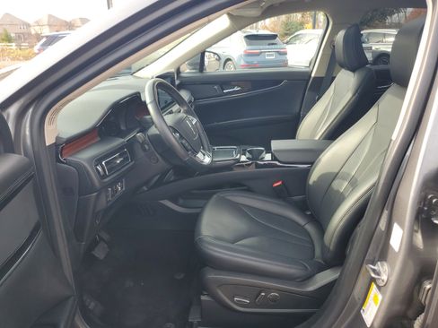 Certified 2022 Lincoln Nautilus Reserve image 12