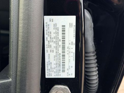 Used 2025 Ford Escape ST-Line image 26