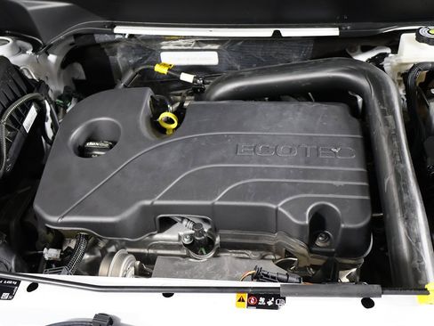 Used 2024 GMC Terrain SLE image 13