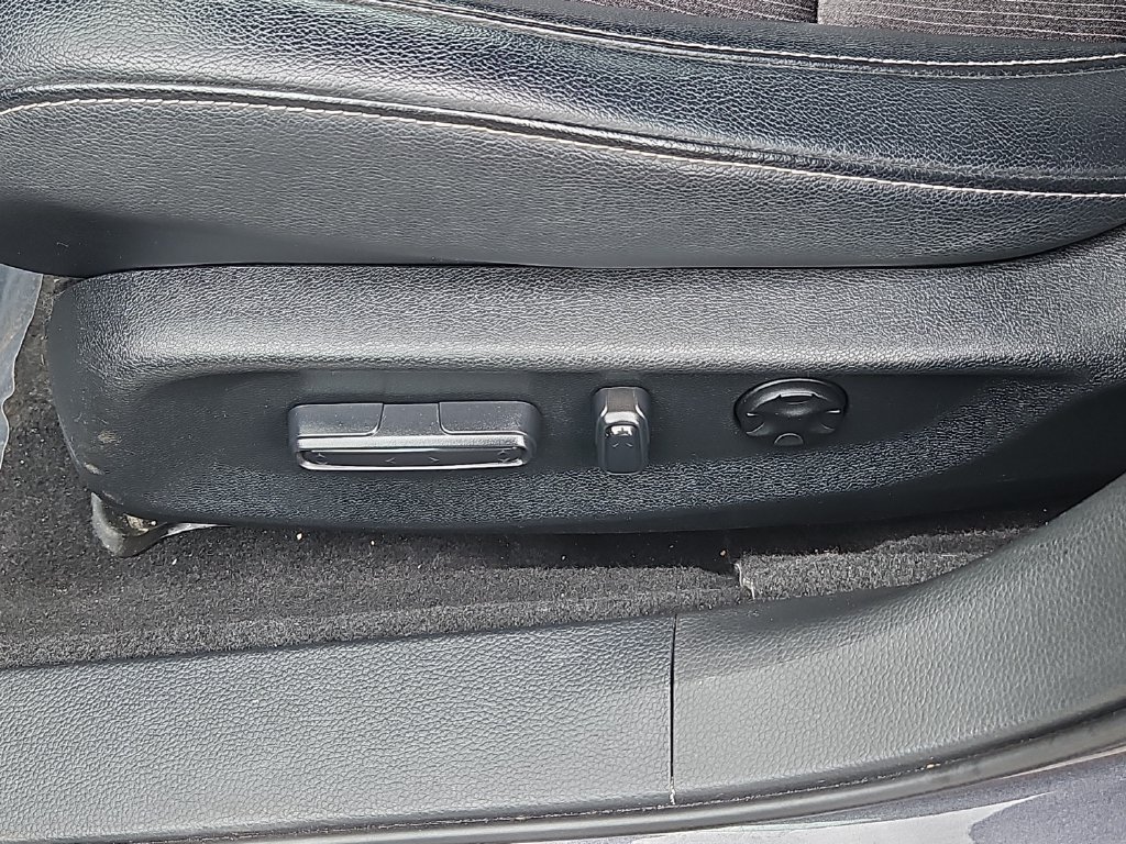 Used 2018 Honda Accord Sport image 15