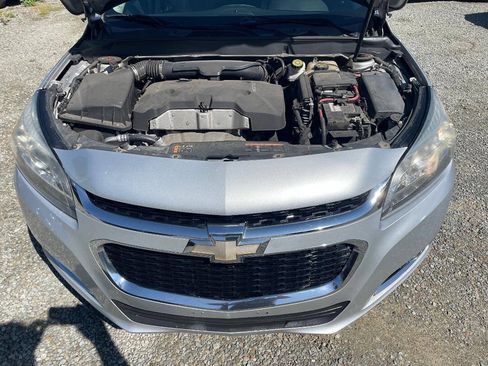 Used 2015 Chevrolet Malibu LT FWD image 24