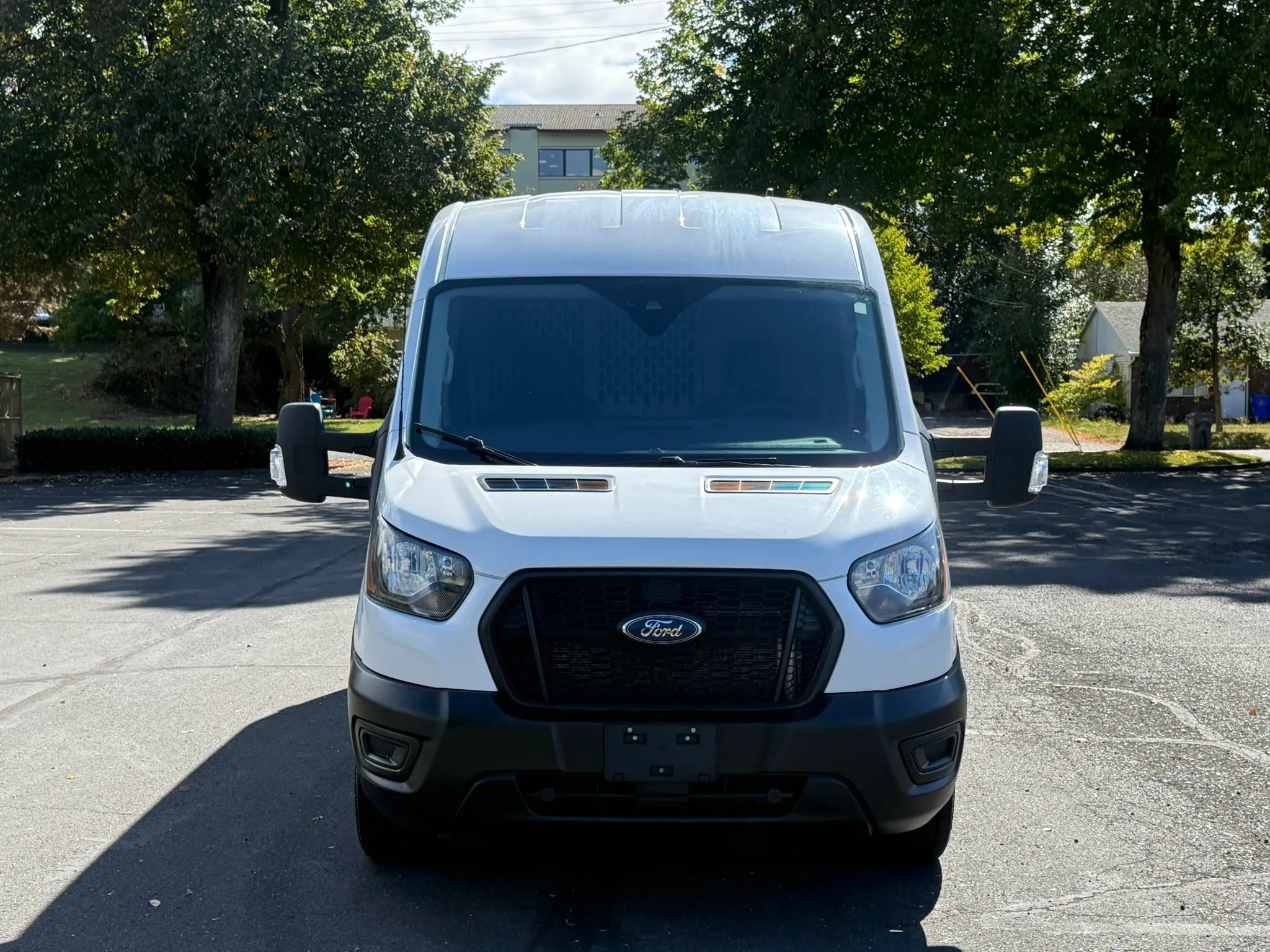 Used 2022 Ford Transit 250 Medium Roof RWD image 9