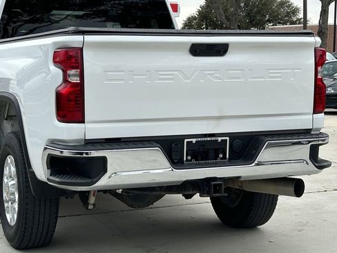 Used 2021 Chevrolet Silverado 2500 LT w/ Z71 Off-Road Package image 6