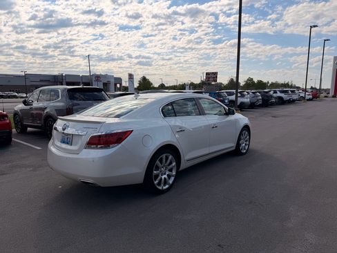 Used 2011 Buick LaCrosse CXS w/ Driver Confidence Package FWD image 4