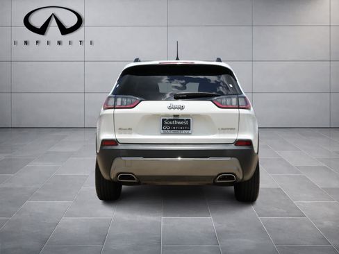 Used 2022 Jeep Cherokee Limited AWD/4WD image 6