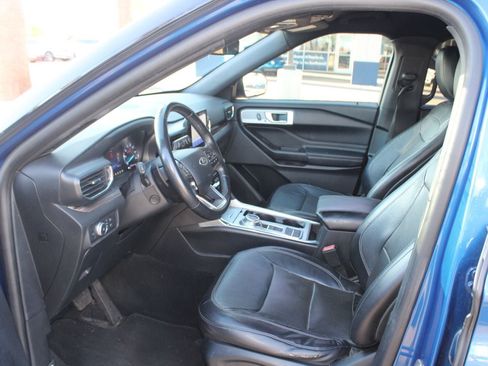 Used 2020 Ford Explorer Limited RWD image 9