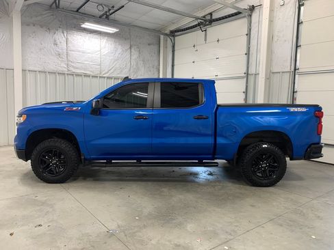 Used 2022 Chevrolet Silverado 1500 LT Trail Boss w/ Convenience Package II AWD/4WD image 4