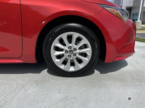 Certified 2021 Toyota Corolla XLE image 13