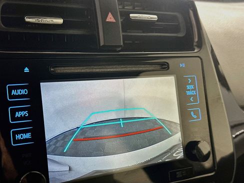Used 2016 Toyota Prius Three Touring FWD image 22
