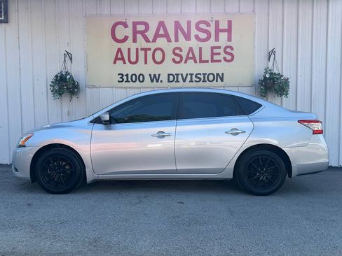 Used 2013 Nissan Sentra SV FWD image 7