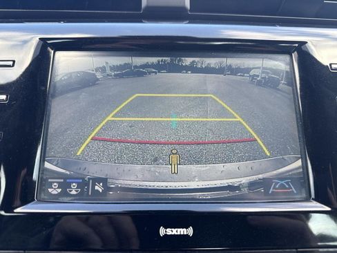 Used 2020 Toyota Camry SE image 17