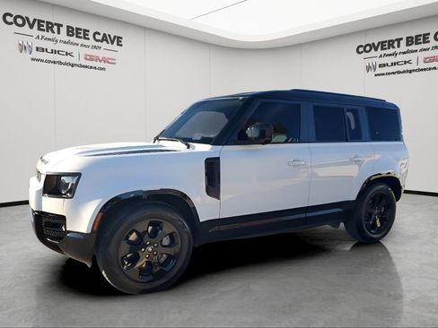 Used 2024 Land Rover Defender 110 X-Dynamic SE image 4