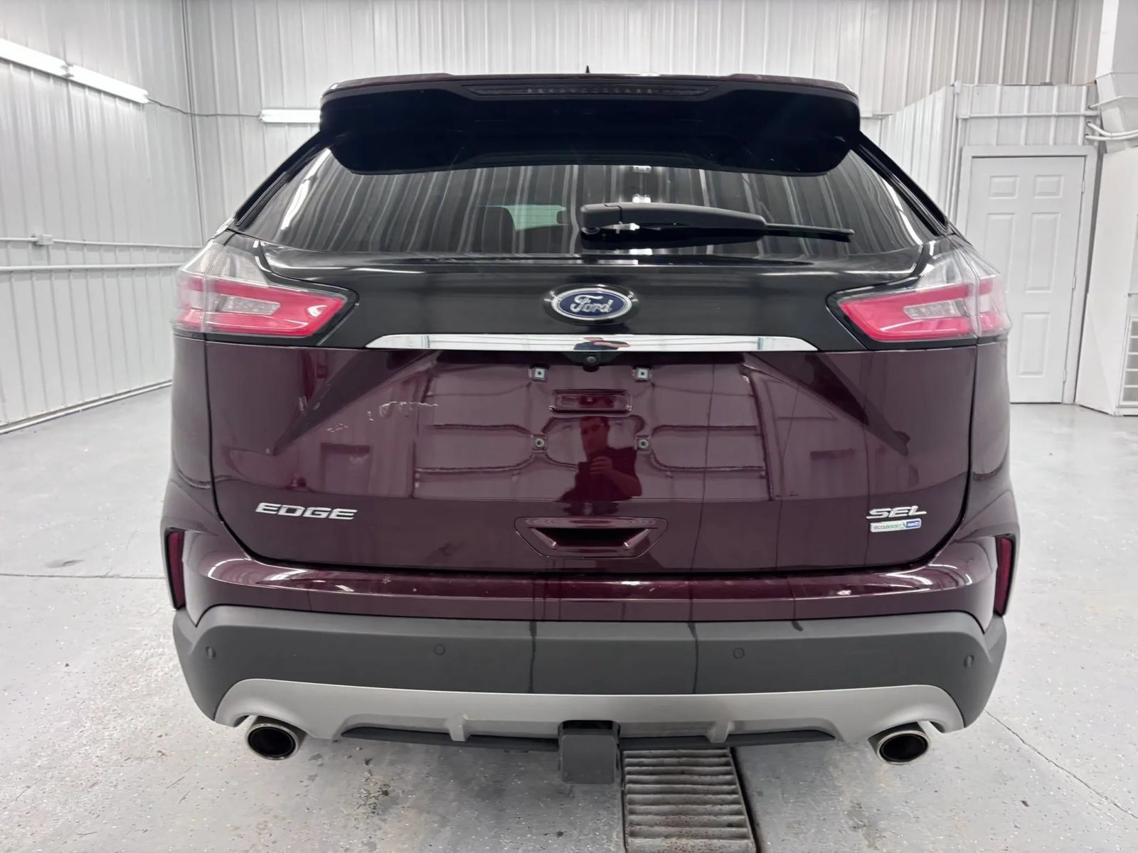 Used 2020 Ford Edge SEL w/ Convenience Package AWD/4WD image 5