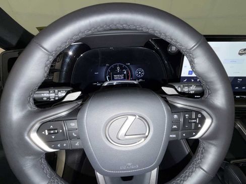 Used 2024 Lexus TX 350 AWD w/ Captains Chair Package image 13