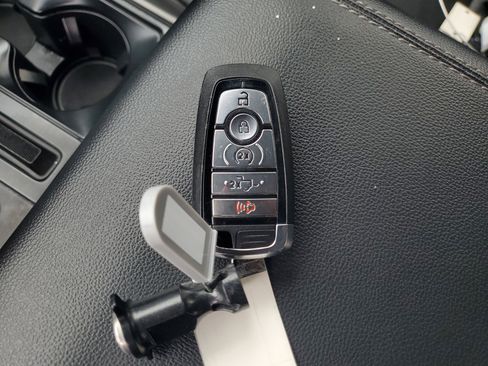 Used 2024 Ford F150 Lariat w/ Equipment Group 502A High image 29