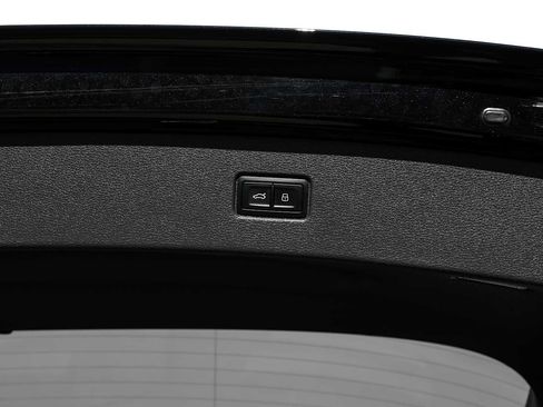 Used 2017 Audi Q7 3.0T Prestige image 55