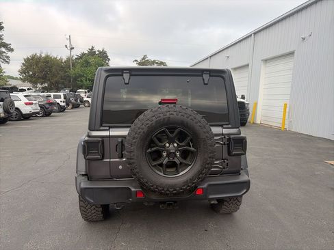 Used 2025 Jeep Wrangler Willys image 6