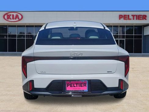 New 2026 Kia K4 GT-Line FWD image 4