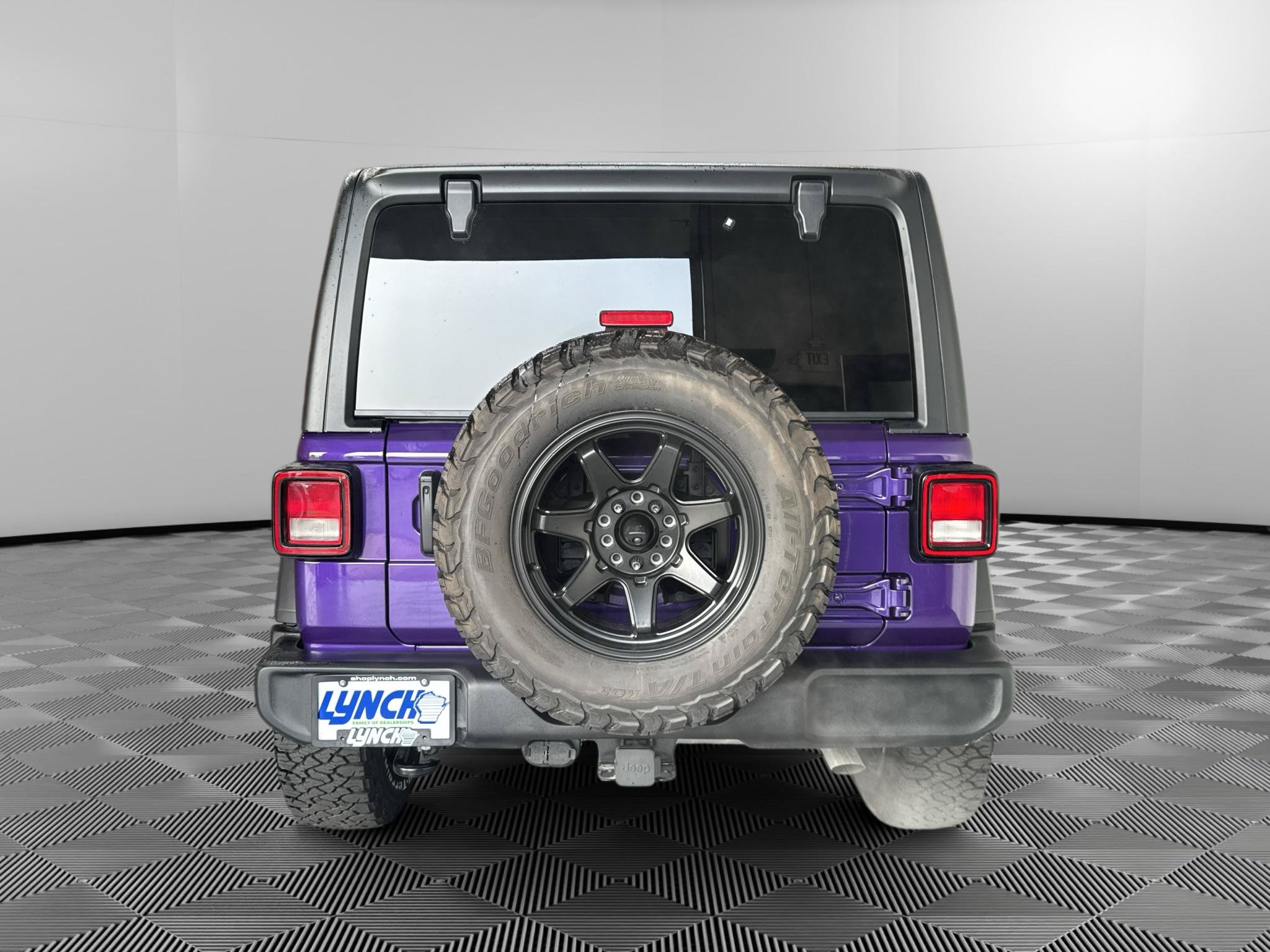 Used 2026 Jeep Wrangler Unlimited Sport AWD/4WD image 4