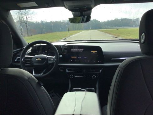 New 2026 Chevrolet Traverse LT w/ Driver Confidence Package image 22