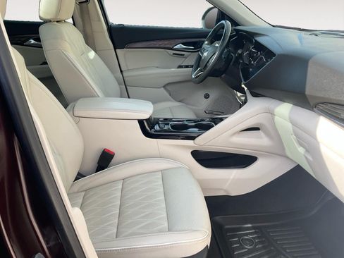 Certified 2021 Buick Envision Avenir w/ Technology Package II AWD/4WD image 15