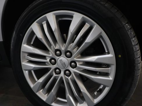 Used 2019 Cadillac XT5 Premium Luxury AWD/4WD image 32