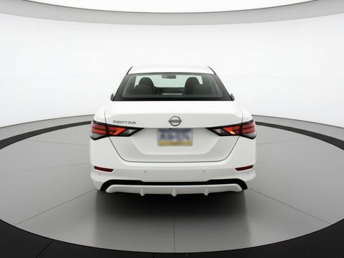 Used 2025 Nissan Sentra S image 7