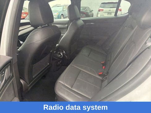 Used 2024 Alfa Romeo Stelvio Sprint image 28