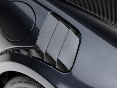 Used 2018 Porsche 911 GT2 RS image 51