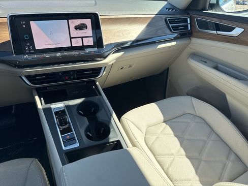 New 2026 Volkswagen Atlas SE image 15