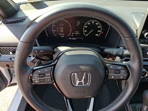 Used 2023 Honda Civic Sport image 19