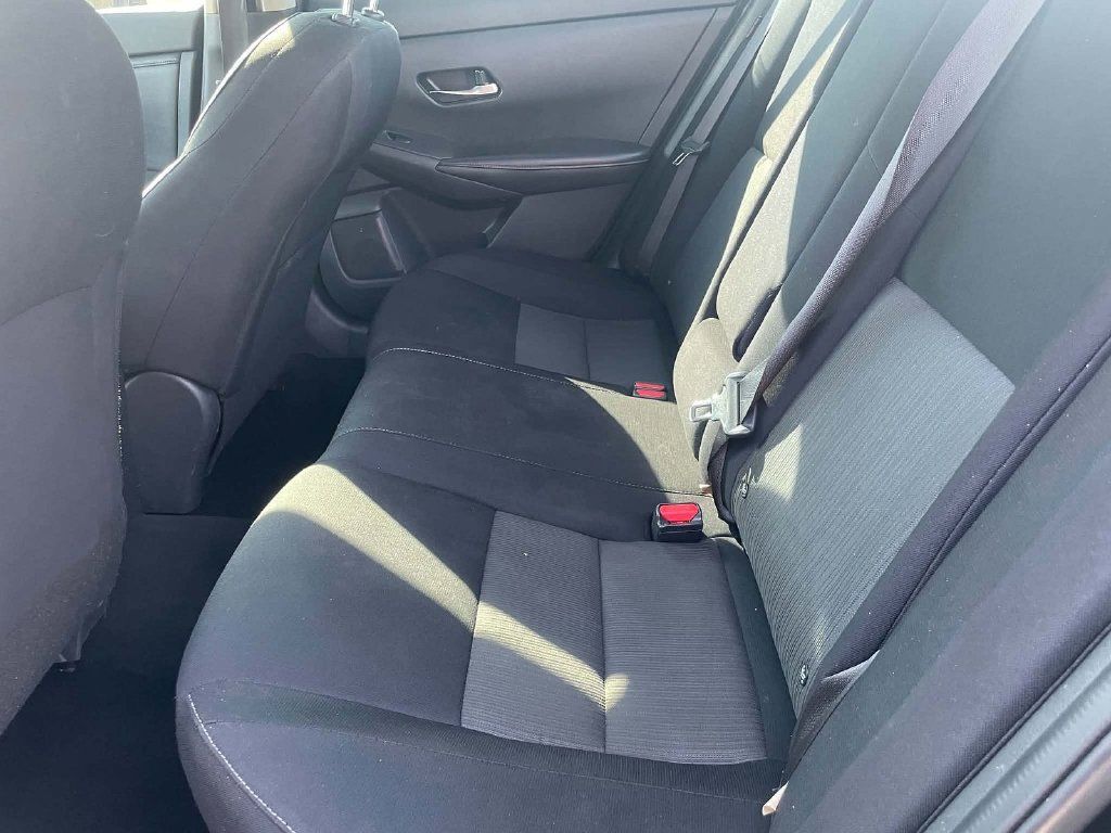Used 2024 Nissan Sentra SV FWD image 10