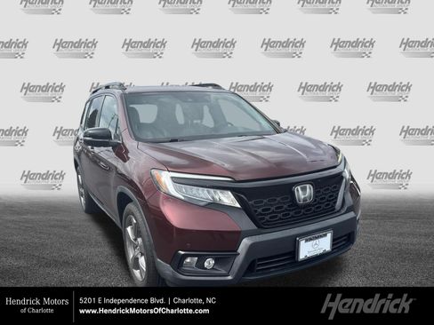 Used 2020 Honda Passport Touring image 1