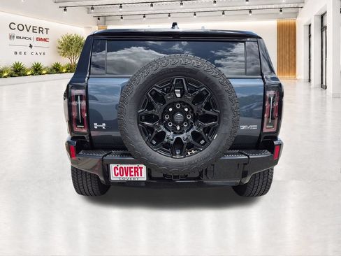 New 2026 GMC Hummer EV SUV AWD/4WD image 9