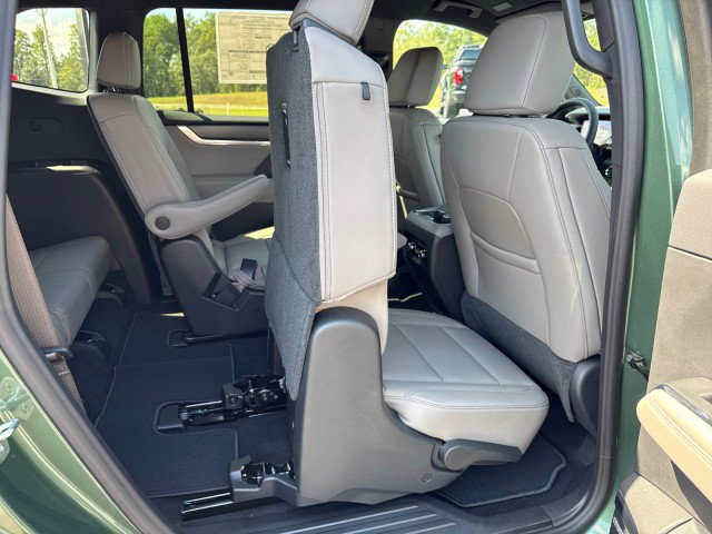 New 2027 GMC Acadia Elevation w/ Black Edition FWD image 19
