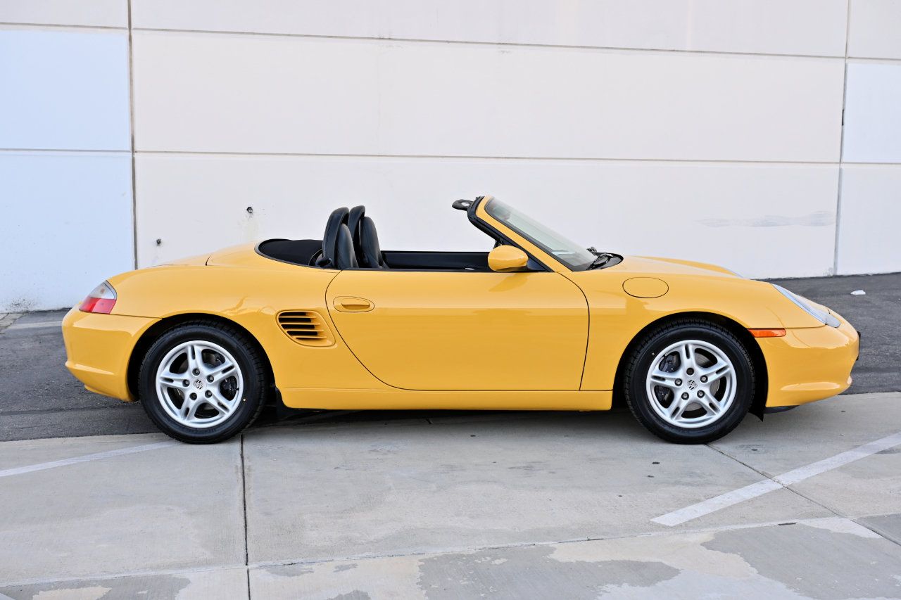 Used 2003 Porsche Boxster RWD image 11