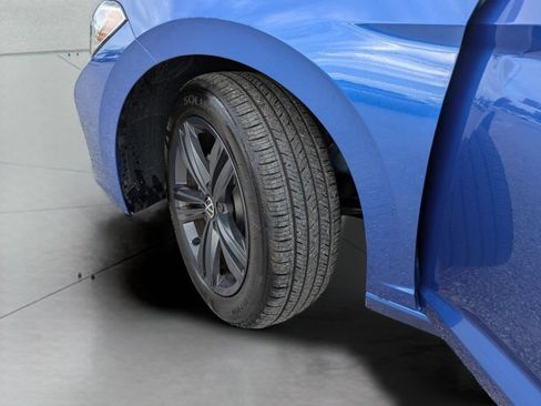 Certified 2024 Volkswagen Jetta SE FWD image 34