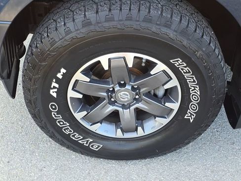 Used 2018 Nissan Frontier PRO-4X w/ Pro-4x Luxury Package image 10