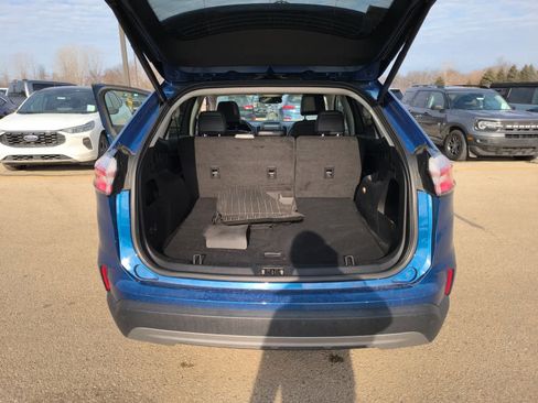 Used 2024 Ford Edge SEL w/ Convenience Package image 19