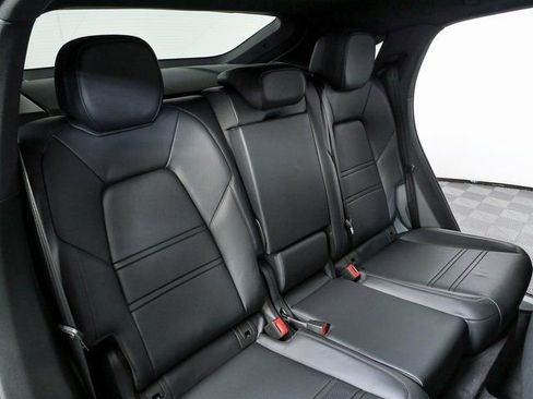 Certified 2026 Porsche Cayenne S AWD/4WD image 23