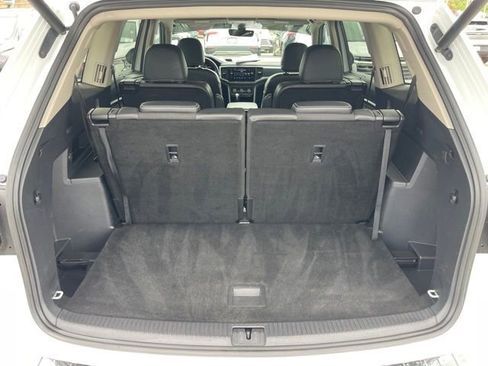 Used 2022 Volkswagen Atlas SEL Premium AWD/4WD image 7