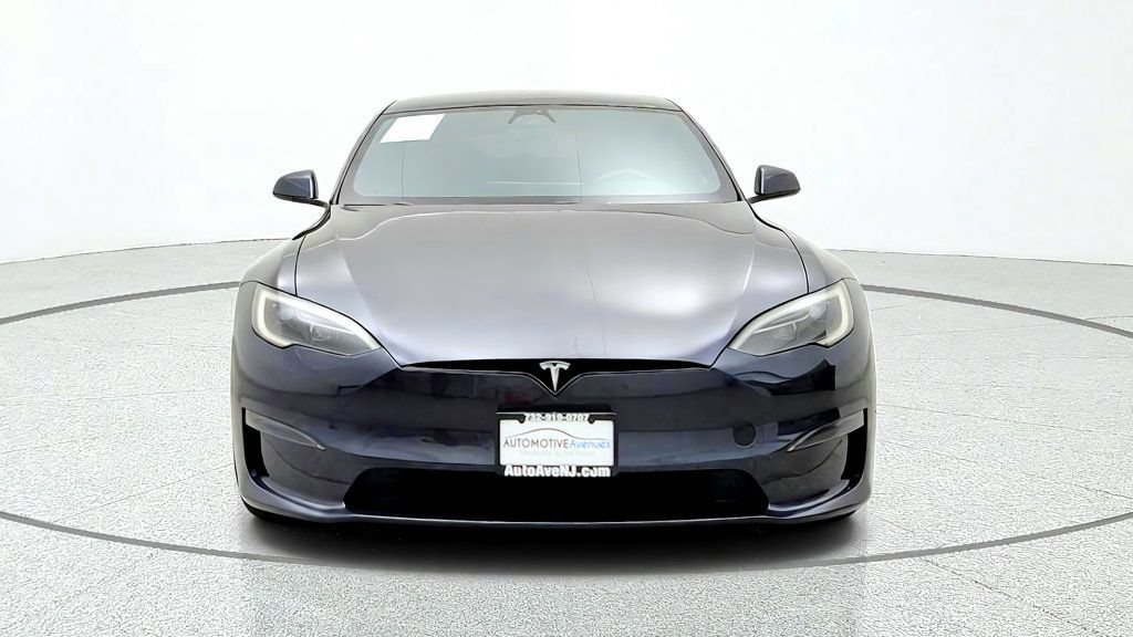 Used 2024 Tesla Model S Plaid AWD/4WD image 2