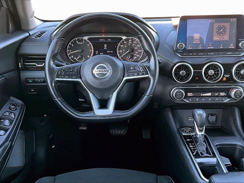 Used 2020 Nissan Sentra SV w/ Trunk Package image 5