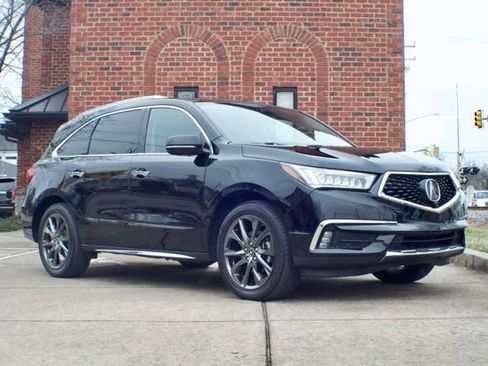 Used 2017 Acura MDX SH-AWD w/ Advance Package image 3