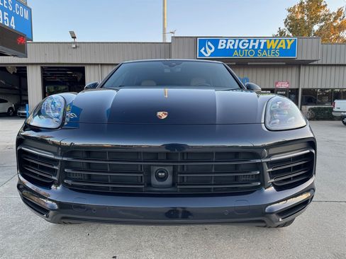 Used 2019 Porsche Cayenne AWD/4WD image 4
