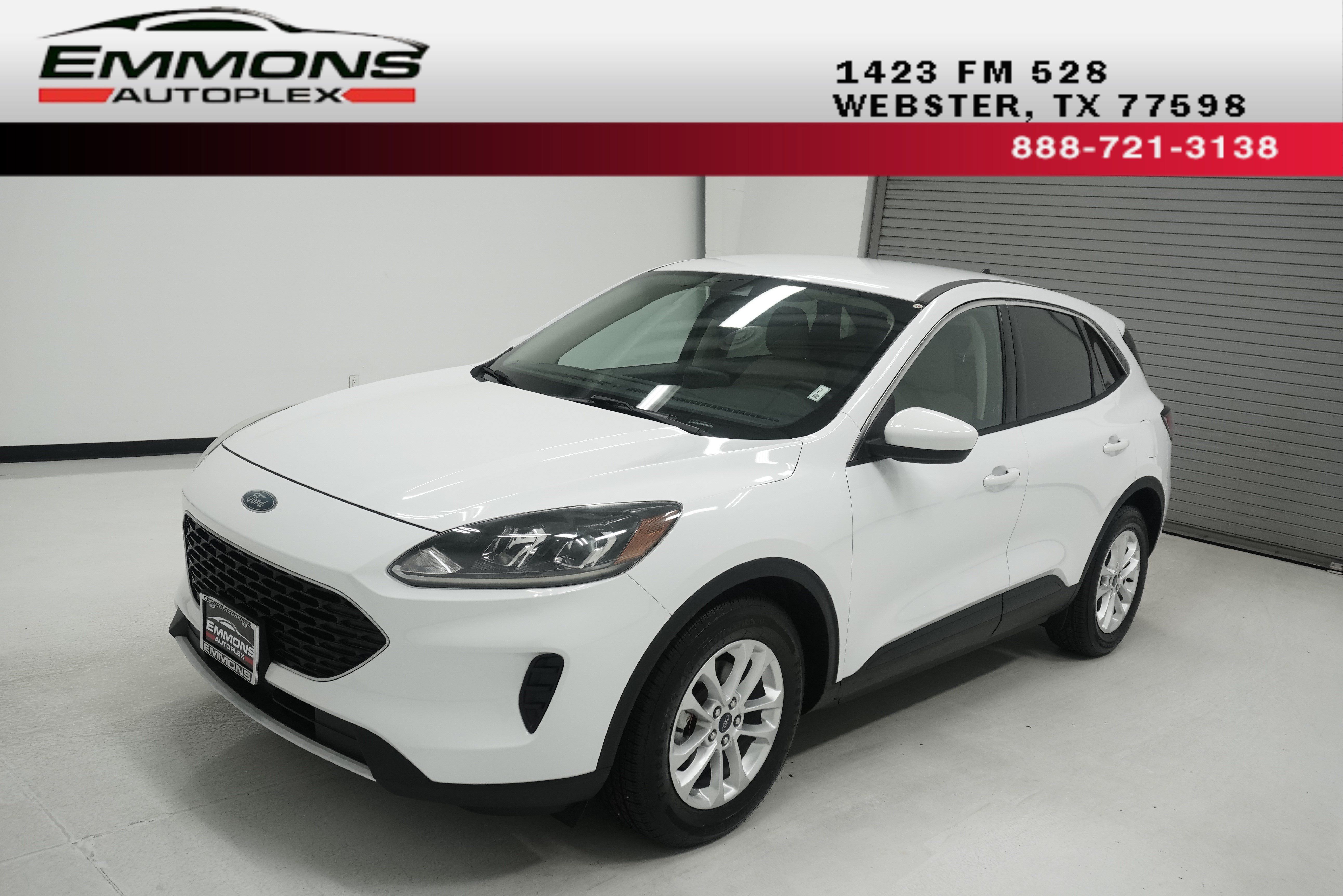 Used 2020 Ford Escape SE FWD image 1