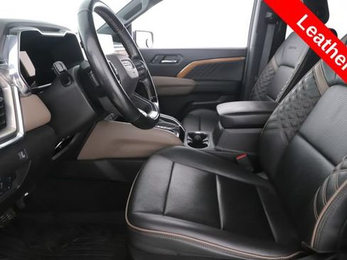 Used 2023 GMC Canyon Denali AWD/4WD image 16