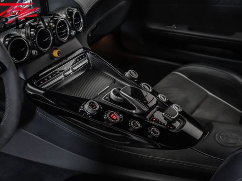 Used 2018 Mercedes-Benz AMG GT R image 29