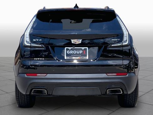 Used 2020 Cadillac XT4 Sport w/ Cold Weather Package FWD image 5